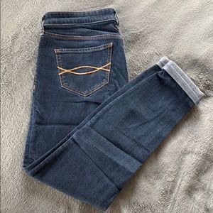 abercrombie and fitch stretchy skinny jeans: 2s